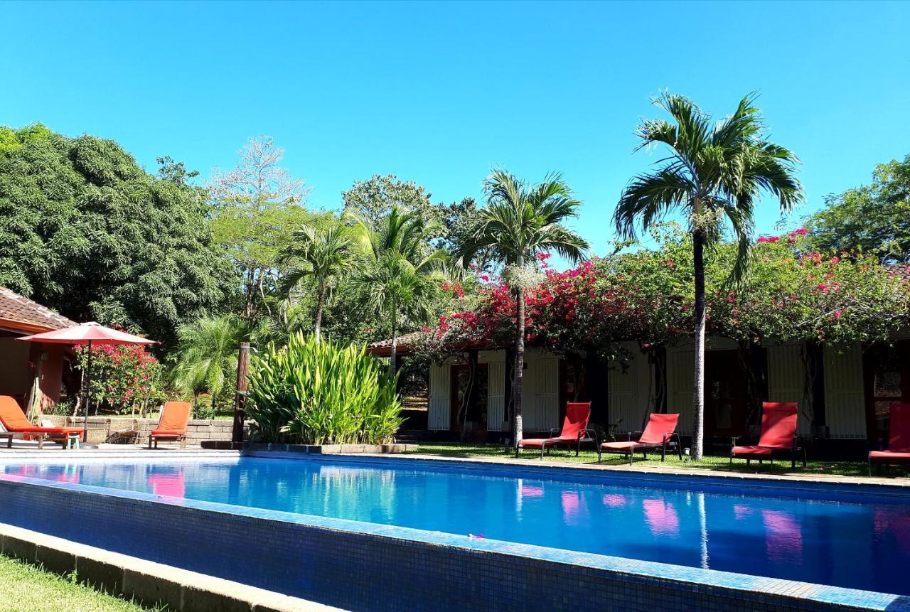 Casa Mapache Hotell Tamarindo Exteriör bild